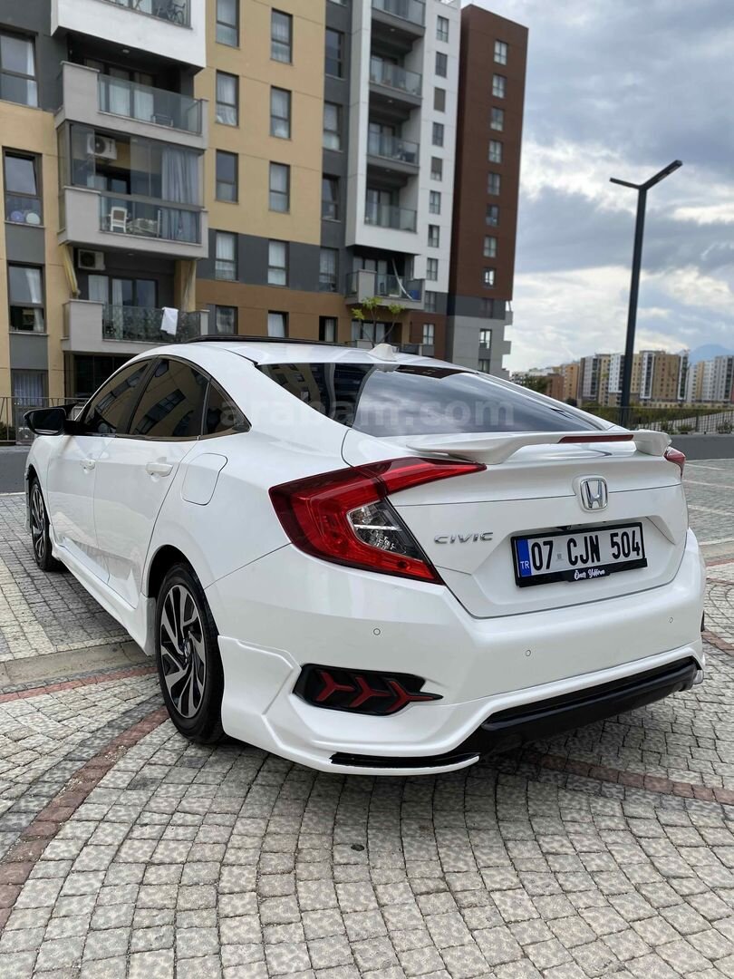 Galeriden Honda Civic 1.6i VTEC Eco Elegance 2016 Model Antalya 230.000 km Beyaz 7