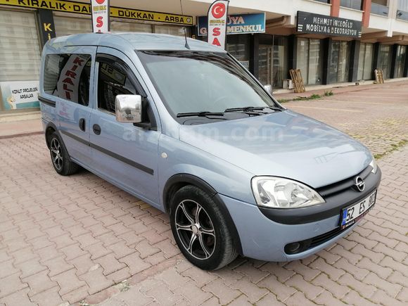 202 BİN KM DE OPEL COMBO
