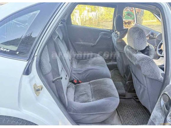 Temiz ve bakımlı acil satılık vectra 