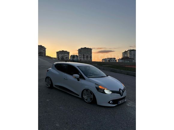 Sahibinden Renault Clio 1.2 Touch 2013 Model  400.000 km Beyaz