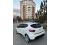 Sahibinden Renault Clio 1.2 Touch 2013 Model  400.000 km Beyaz