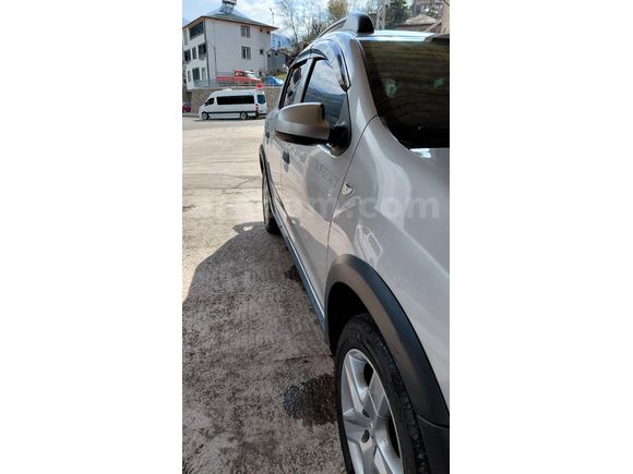 Sahibinden Dacia Sandero 1.5 dCi Stepway 2014 Model