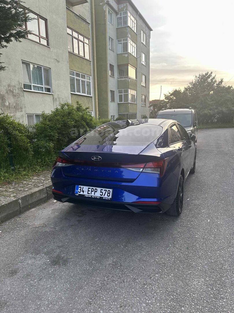 Sahibinden Hyundai Elantra 1.6 MPI Smart 2021 Model Kocaeli 105.974 km Mavi 2