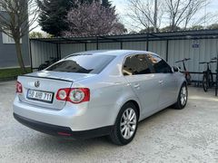 Sahibinden 140 BİN KM DE Volkswagen Jetta 1.6 FSi Midline 2006 Model 
