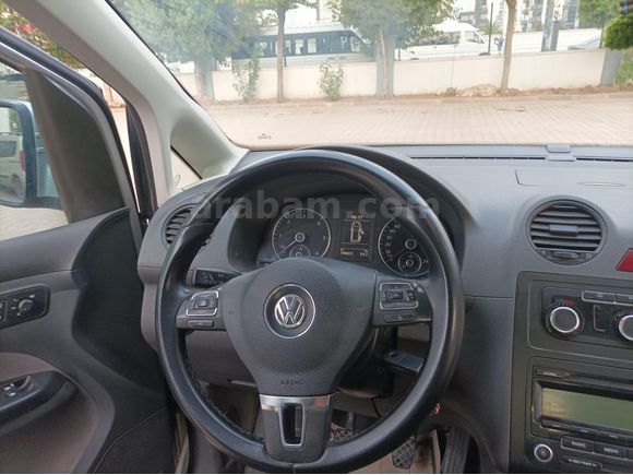 Sahibinden Volkswagen Caddy 1.6 TDI Trendline 2011 Model  293.000 km Gri (Gümüş)
