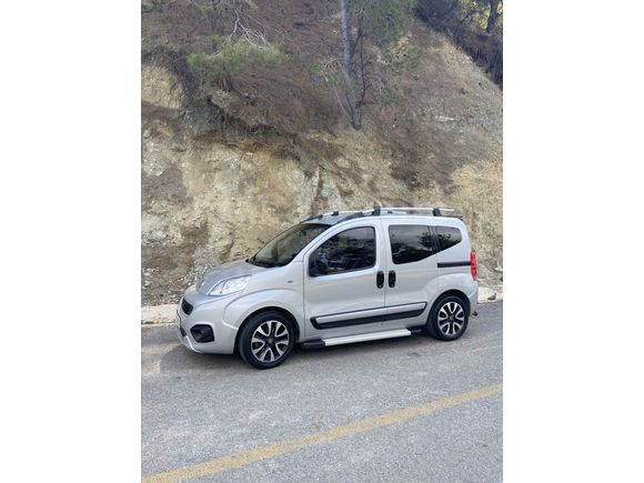 Sahibinden Fiat Fiorino Combi 1.3 Multijet Premio 2020 Model 