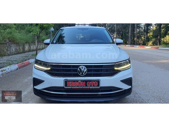 2020 MODEL,ORJİNAL.61,00O KMDE, 1,5 TSİ LİFE .AÇILIR CAM TAVAN