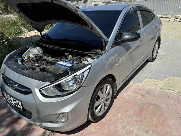 Galeriden Hyundai Accent Blue 1.4 CVVT Mode Plus 2012 Model Hatay
