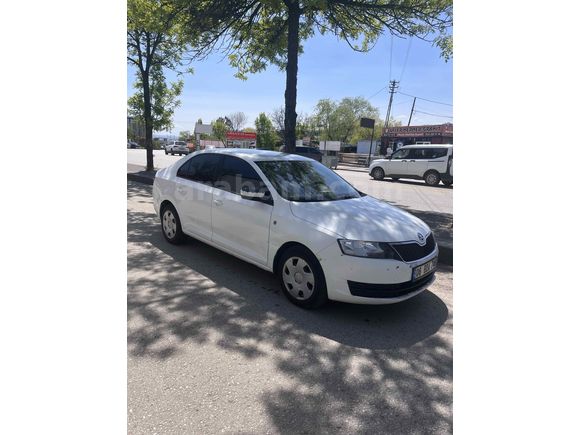 Sahibinden Skoda Rapid 1.6 TDI Ambition 2015 Model 