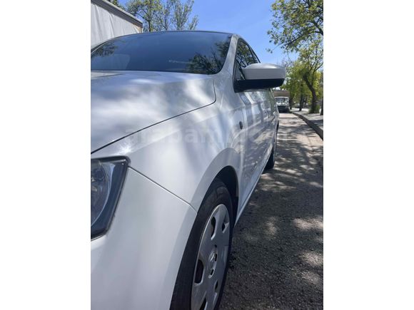 Sahibinden Skoda Rapid 1.6 TDI Ambition 2015 Model 