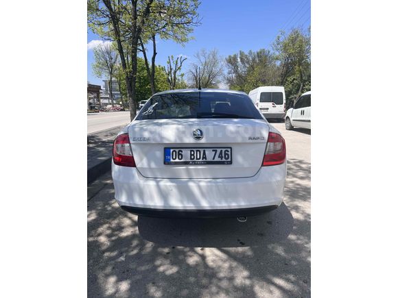 Sahibinden Skoda Rapid 1.6 TDI Ambition 2015 Model 