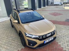2024 SANDERO STEPWAY GSR2 GÜVENLİK PAKET SUNROOF LANSMAN  RENK 