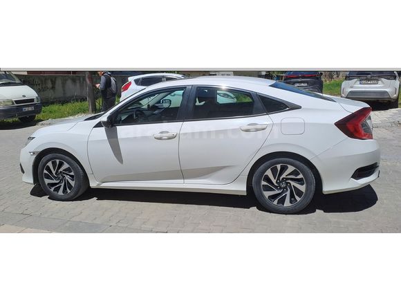 Sahibinden Honda Civic 1.6i VTEC Elegance 2018 Hatasız Fiyati Düştü Acil Satılık Malatya