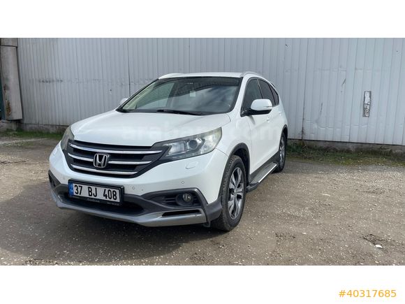 BAKIMLI VE TERTEMİZ HONDA CRV 2014 MANUEL.