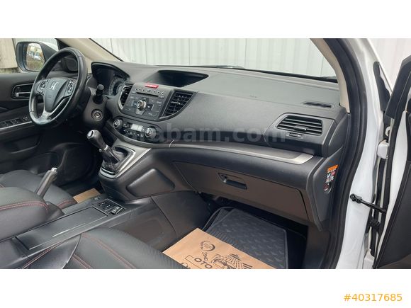 BAKIMLI VE TERTEMİZ HONDA CRV 2014 MANUEL.