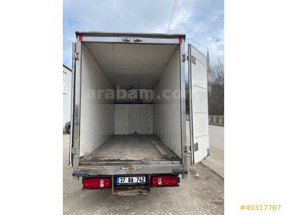 2011 Mitsubishi FE 730