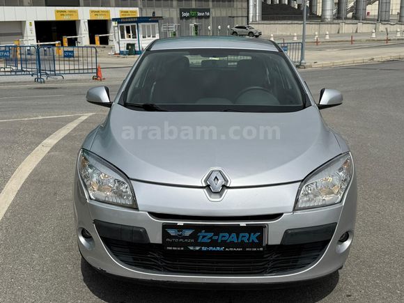 2011 MEGANE 1.5 DCİ Authentique EMİNEVİM*KATILIMEVİ
