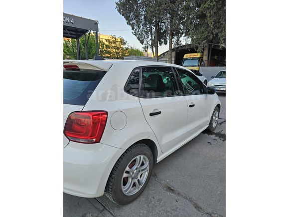 POLO 2013 düşük KM, temiz ve bakımlı