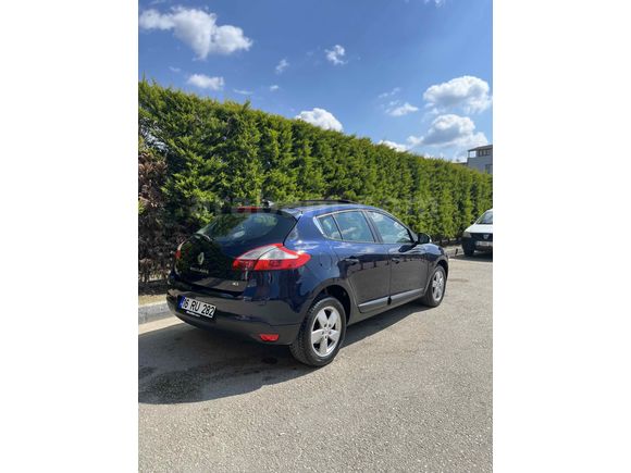 Sahibinden Renault Megane 1.5 dCi Expression 2011 Model 