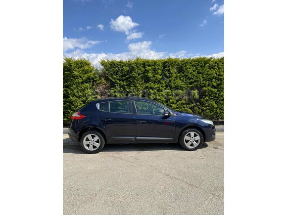 Sahibinden Renault Megane 1.5 dCi Expression 2011 Model 