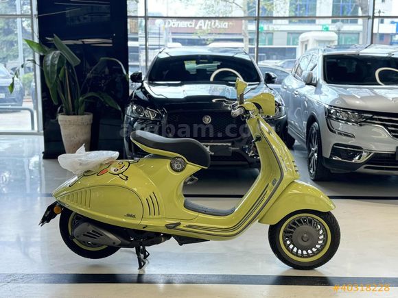 | UNIQ AUTO | VESPA 946 150i.e. BUNNY PRE.SELE FULL LCD EKRN