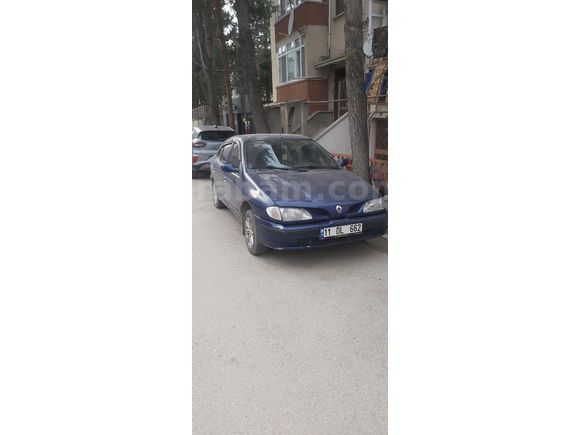 Megane 1.6 RTE 1998 Model