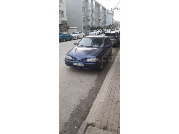Megane 1.6 RTE 1998 Model