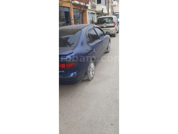 Megane 1.6 RTE 1998 Model