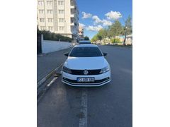 Sahibinden Volkswagen Jetta 1.6 TDi Trendline 2015 Model  268.000 km Beyaz