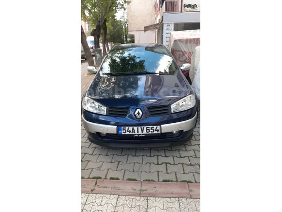 Sahibinden Renault Megane 1.5 dCi Authentique 2003 Model  322.000 km Lacivert