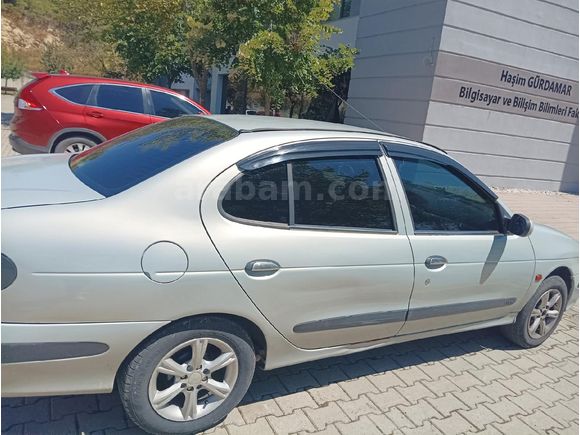Sahibinden Renault Megane 1.6 1999 Model