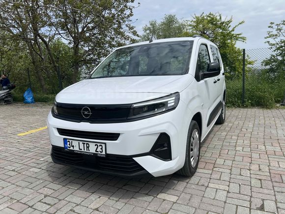 HATASIZ 31.000 km otomatik 
