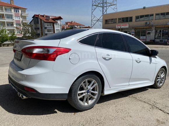 Sahibinden Ford Focus 1.6 TDCi Trend 2012 Model