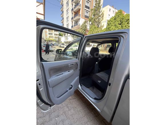 Sahibinden Toyota Hilux 2.4 D 2006 Model 