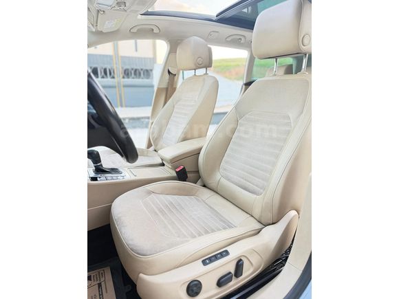 2014 VW PASSAT VARİANT 1.6 TDI HIGHLINE CAM TAVAN 194 BİN'DE