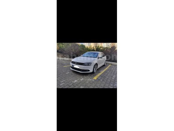 Sahibinden Volkswagen Jetta 1.4 TSi Comfortline 2013 Model  200.000 km Beyaz