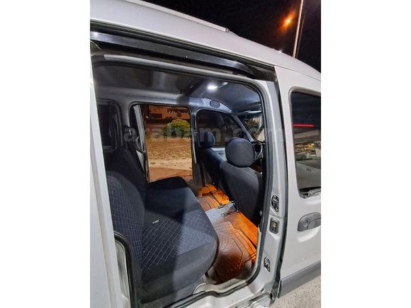Sahibinden Renault Kangoo Multix 1.5 dCi Authentique 2011 Model  342.000 km Gri (Gümüş)