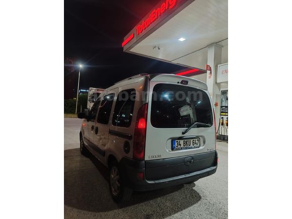 Sahibinden Renault Kangoo Multix 1.5 dCi Authentique 2011 Model  342.000 km Gri (Gümüş)