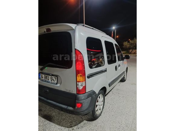 Sahibinden Renault Kangoo Multix 1.5 dCi Authentique 2011 Model  342.000 km Gri (Gümüş)