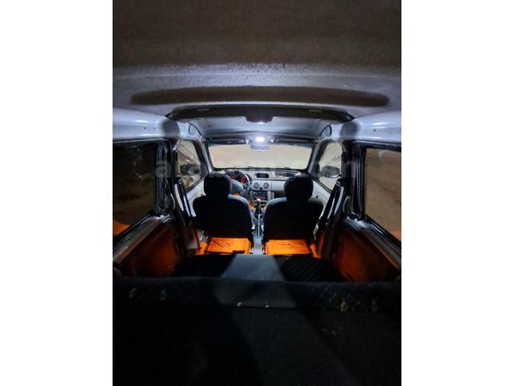 Sahibinden Renault Kangoo Multix 1.5 dCi Authentique 2011 Model  342.000 km Gri (Gümüş)