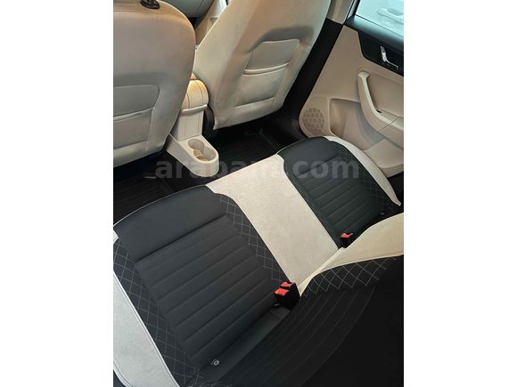 Sahibinden Skoda Rapid 1.2 TSI Spaceback Style 2017 Model 