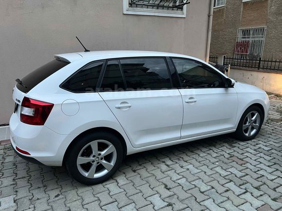 Sahibinden Skoda Rapid 1.2 TSI Spaceback Style 2017 Model 