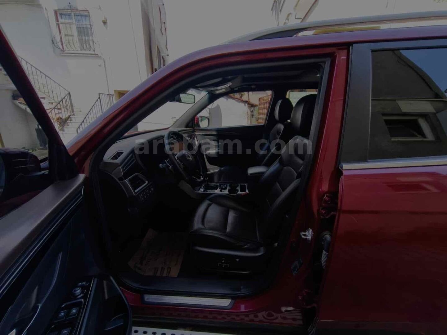 Galeriden KGM SsangYong Korando 1.6 D Edition 2020 Model İstanbul 139.000 km Bordo 6