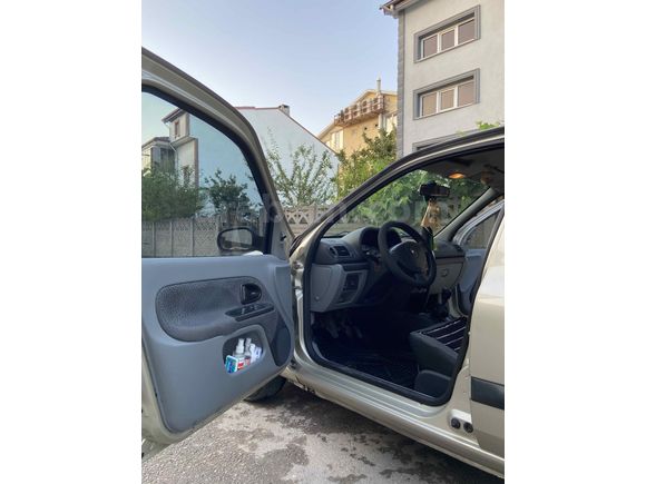 Sahibinden Renault Clio 1.4 Authentique 2007 Model  252.000 km Kahverengi
