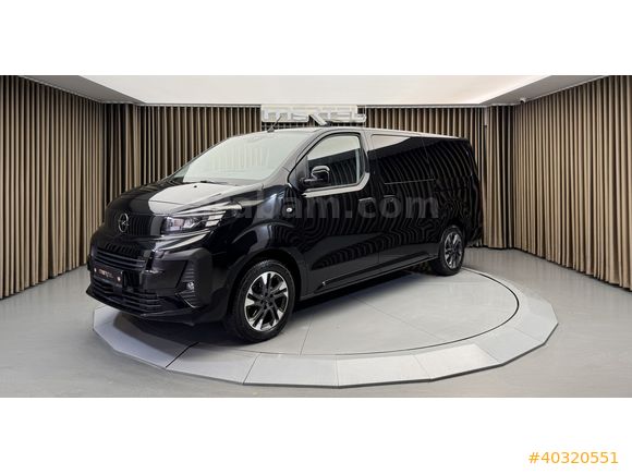 OPEL ZAFİRA 8+1 OTOMOBİL RUHSATLI SIFIRDAN FARKSIZ BOYASIZ
