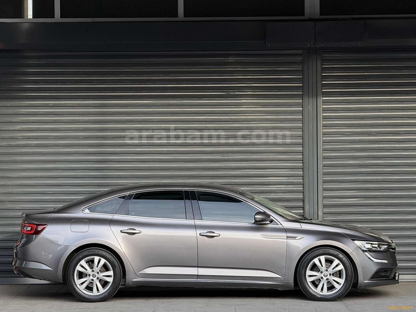 Galeriden Renault Talisman 1.6 dCi Touch 2018 Model İstanbul 159.000 km Kahverengi 4