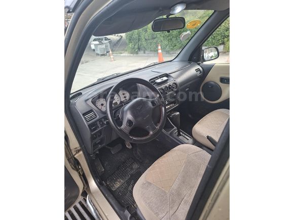 Terios 1.3 SX 2004 Model  233000 km görünümlü