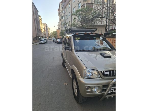 Terios 1.3 SX 2004 Model  233000 km görünümlü