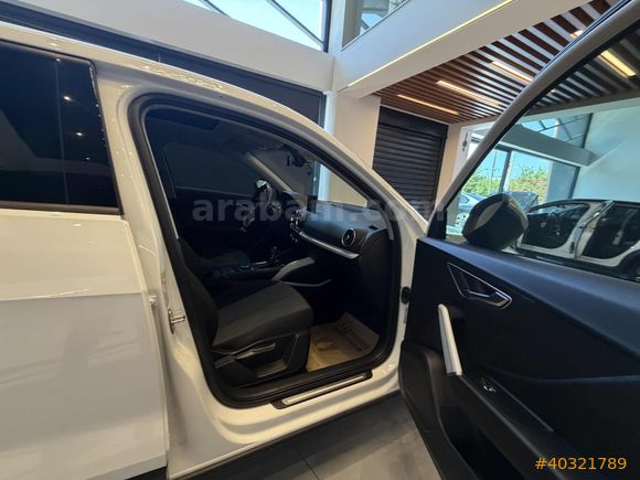 DERMAN AUTO EMSALSİZ AUDİ Q2 CAM TVN DESİGN 3.0TDİ
