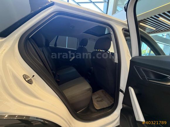 DERMAN AUTO EMSALSİZ AUDİ Q2 CAM TVN DESİGN 3.0TDİ